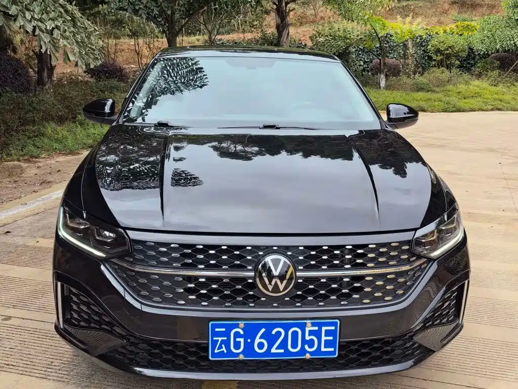 Volkswagen Lavida — миниатюра 2