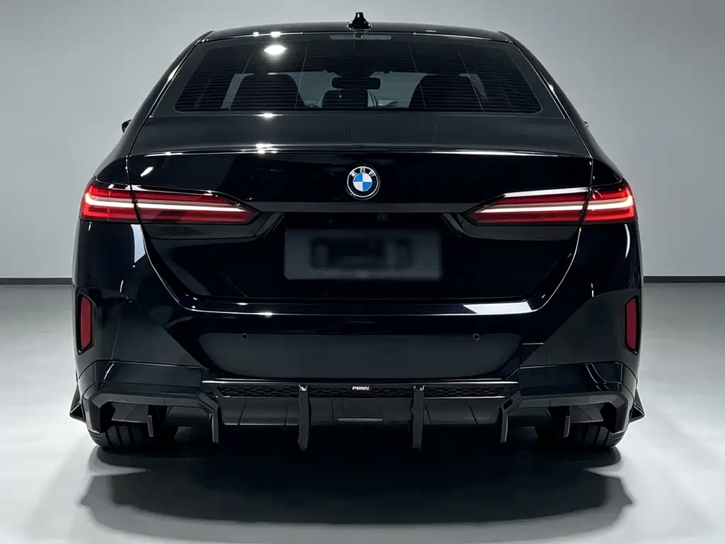 BMW 5 Series — миниатюра 16