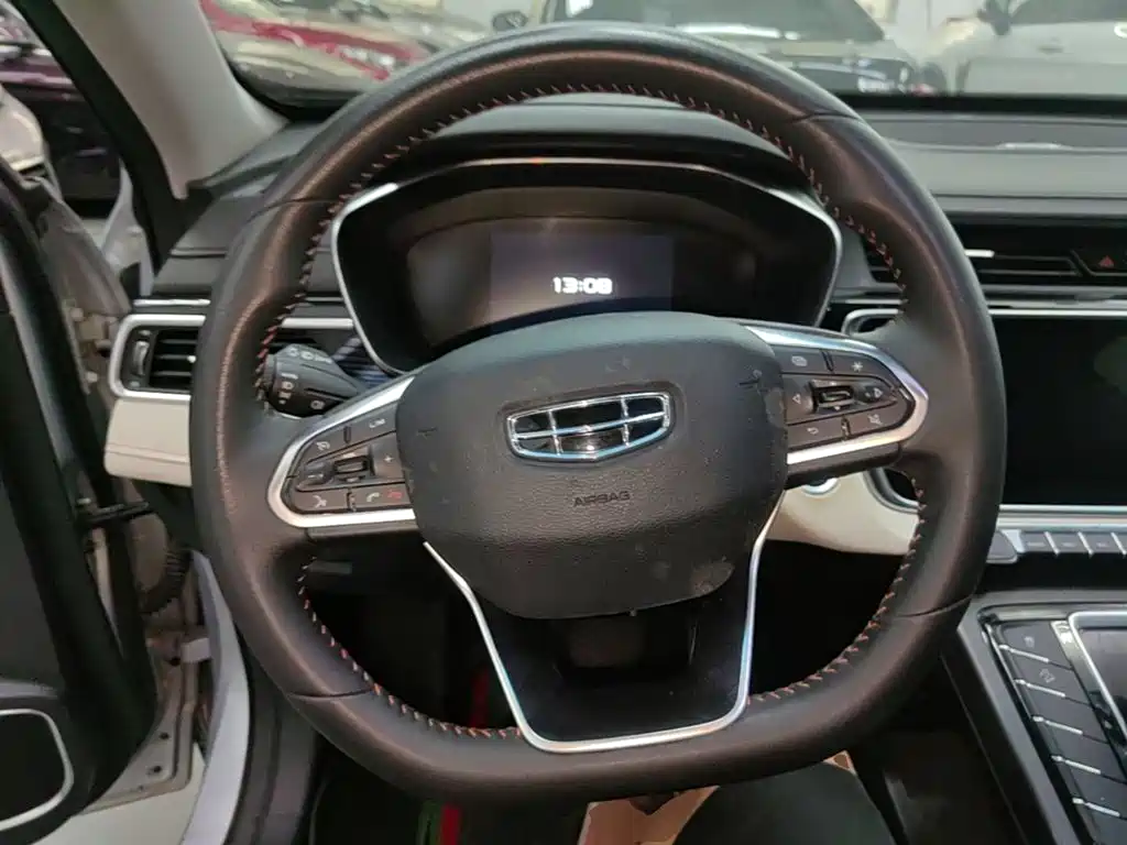 Geely Boyue — миниатюра 11