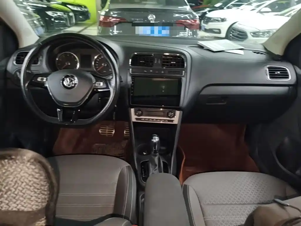 Volkswagen Polo — миниатюра 10