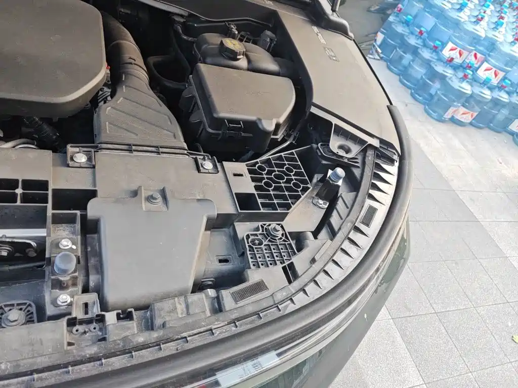 Li Auto Li L6 — миниатюра 22