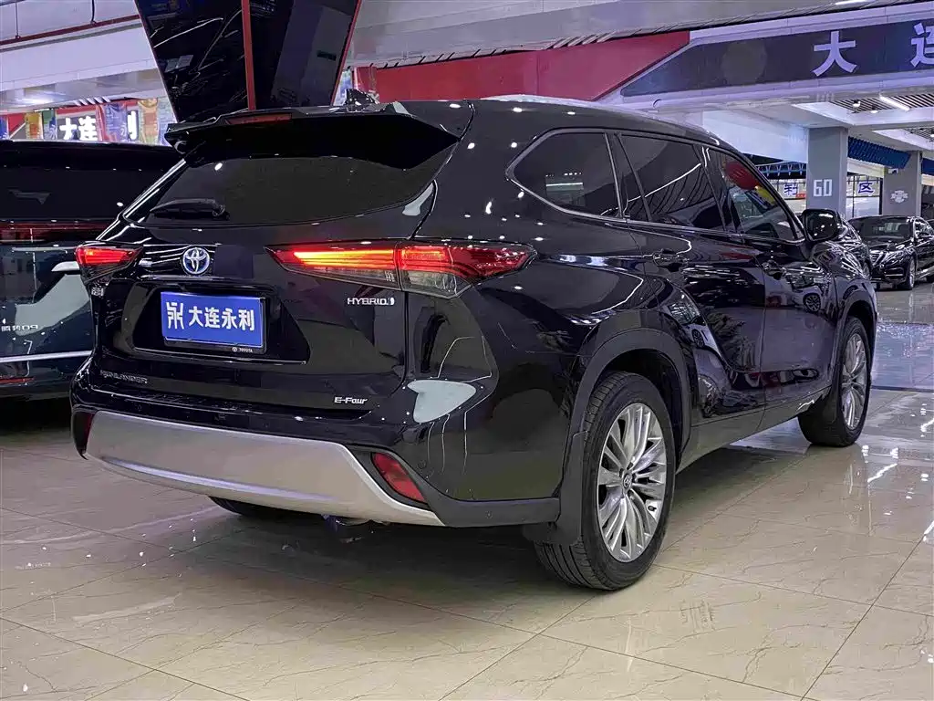 Toyota Highlander — миниатюра 17