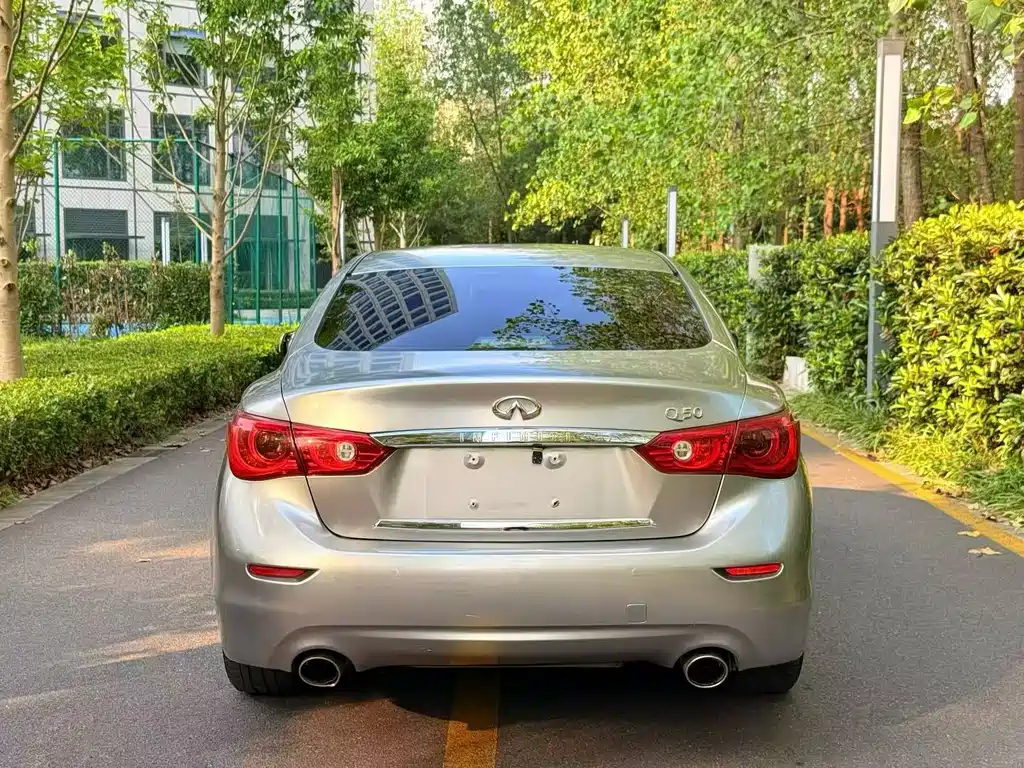 Infiniti Q50L — миниатюра 8