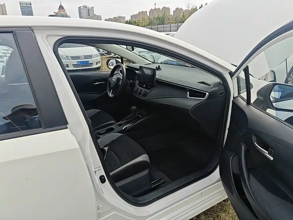 Toyota Corolla — миниатюра 9