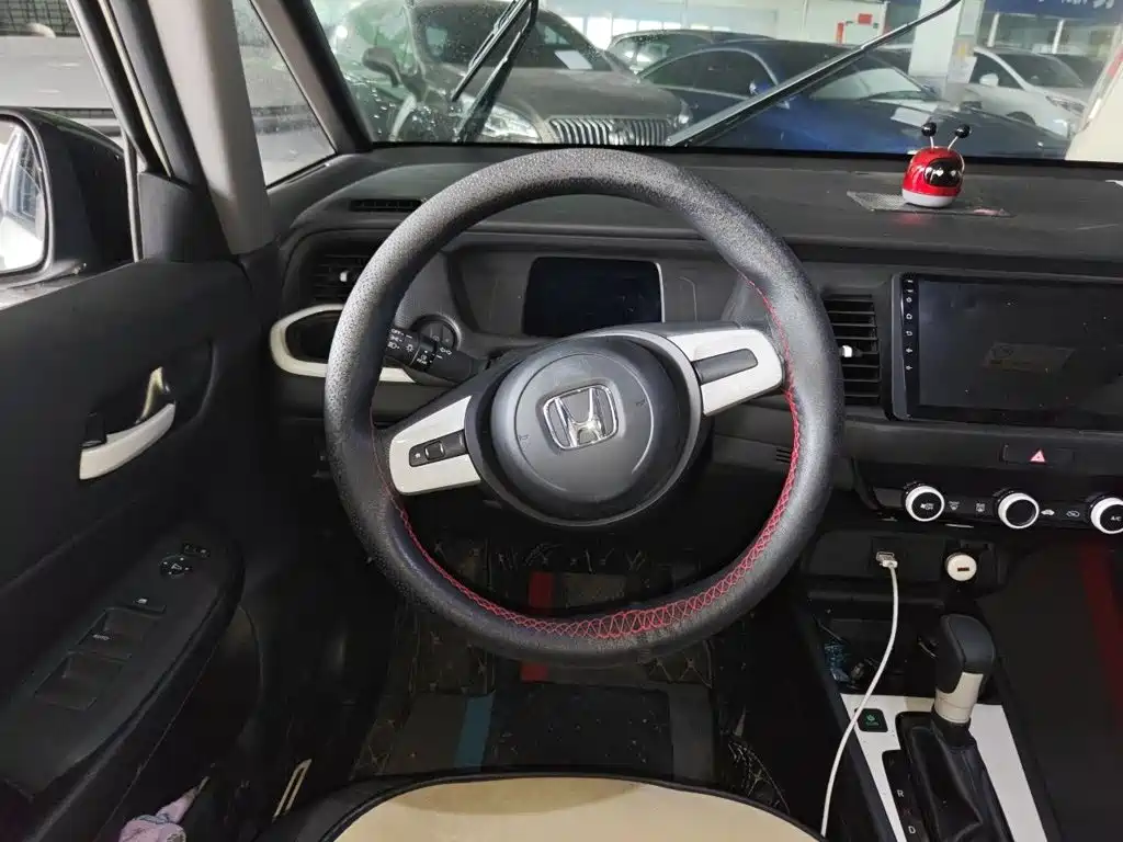 Honda Fit — миниатюра 6