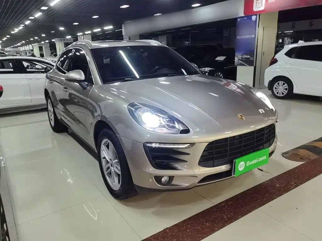 Porsche Macan — миниатюра 4