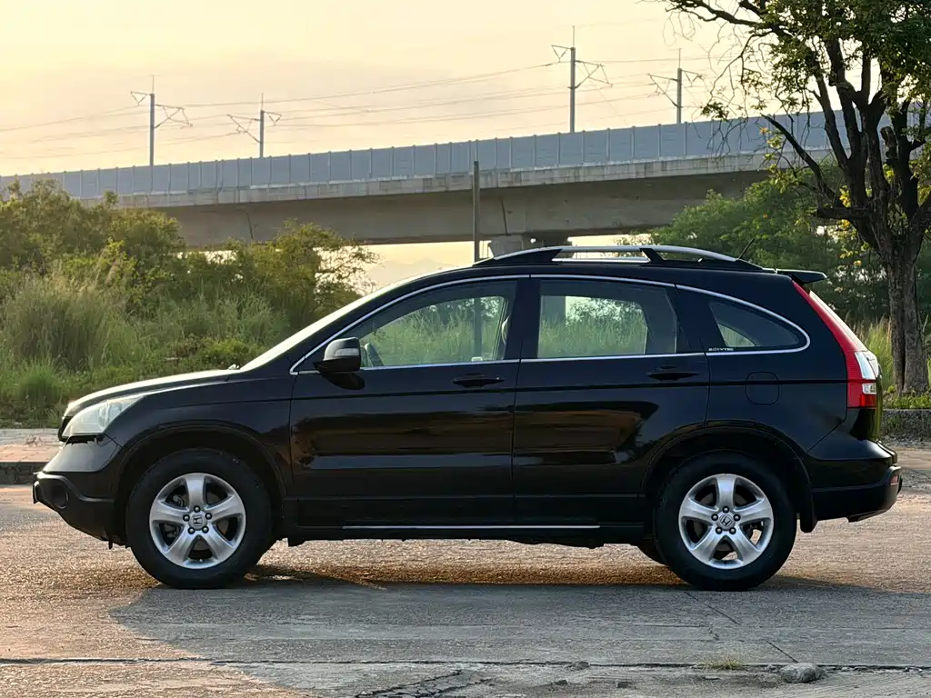Honda CR-V — миниатюра 4