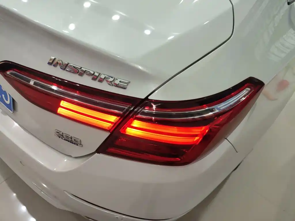 Honda Inspire — миниатюра 8