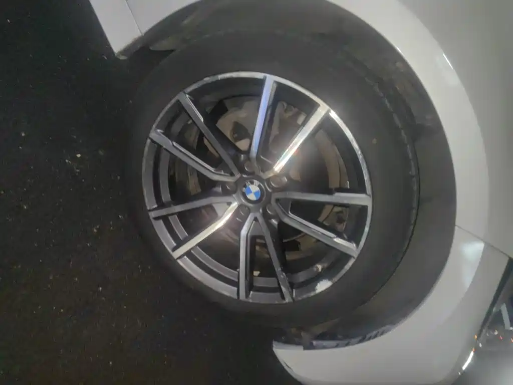 BMW 3 Series — миниатюра 8