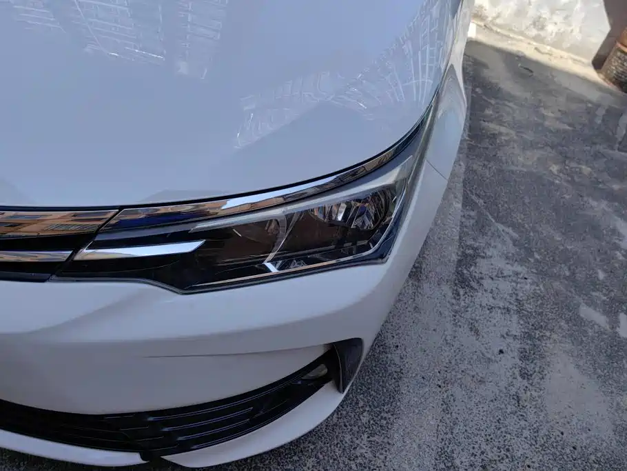 Toyota Corolla — миниатюра 5