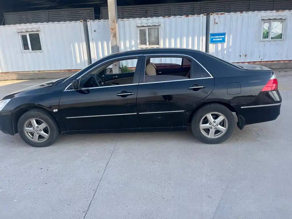 Honda Accord 2007 2.0L AT Standard
