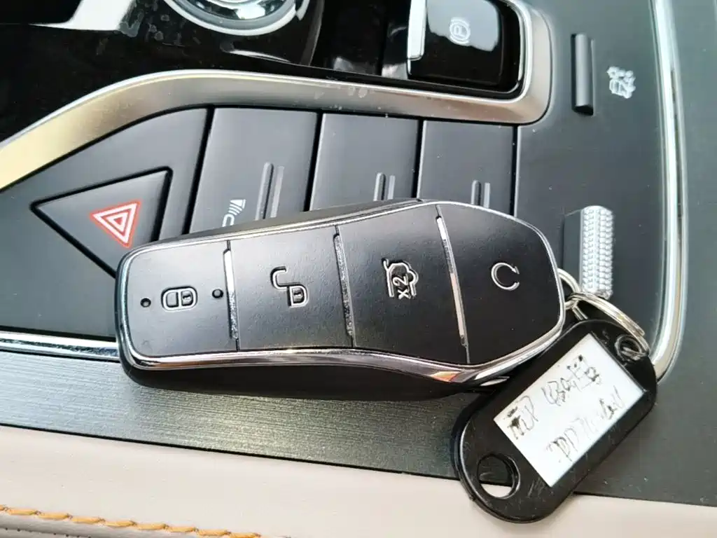 BYD Yuan Plus — миниатюра 9
