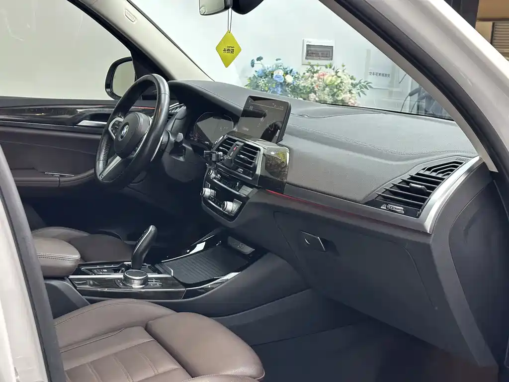 BMW X3 — миниатюра 16