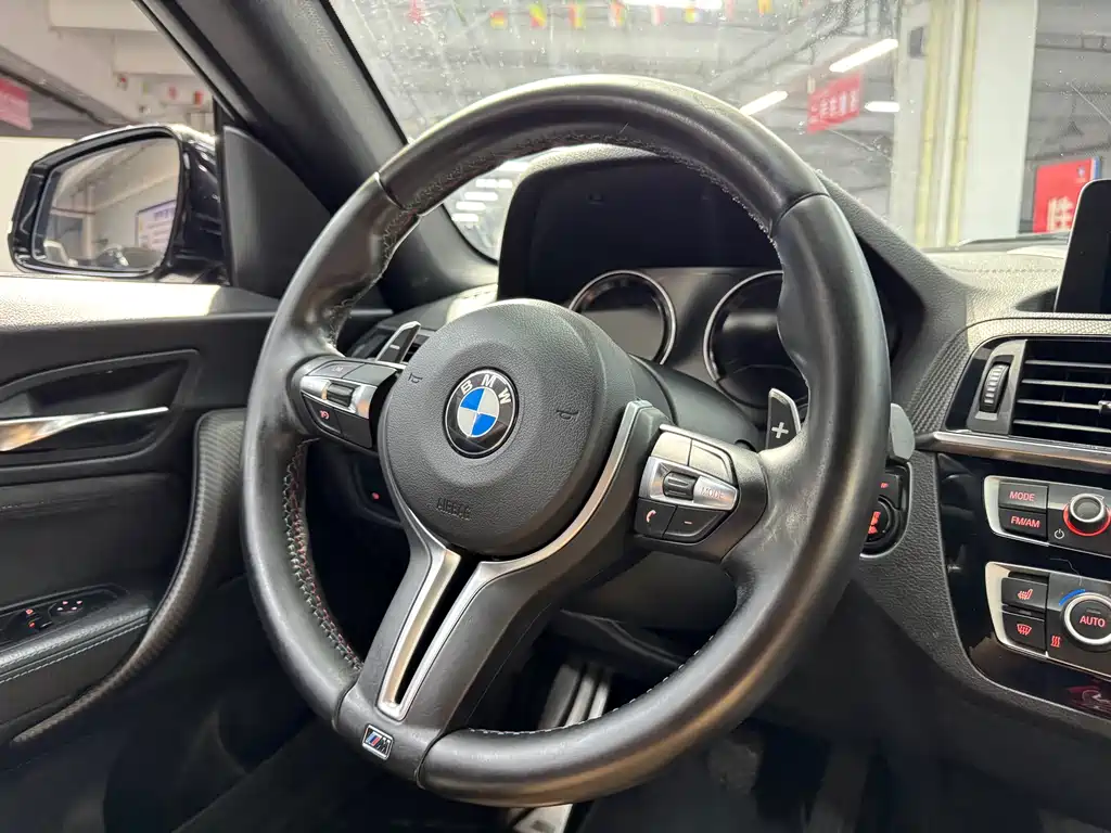 BMW M2 — миниатюра 10