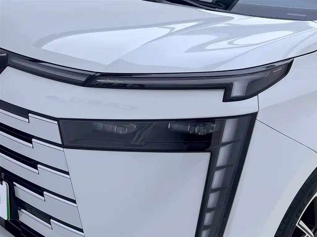 GAC TRUMPCHI E8 NEW ENERGY