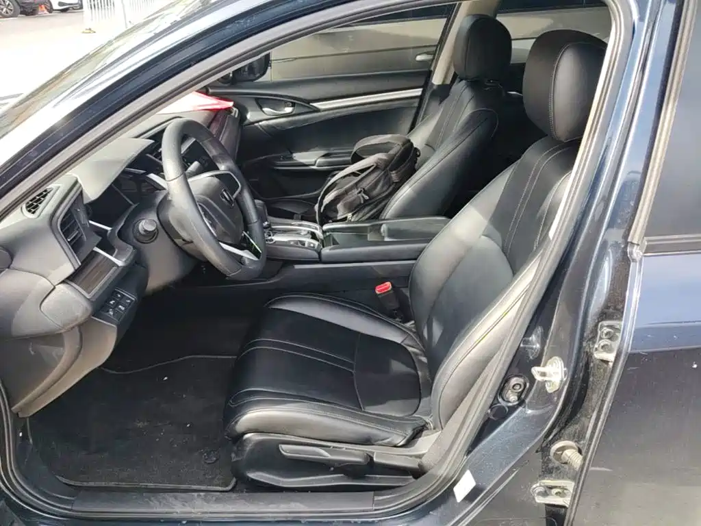 Honda Civic — миниатюра 15