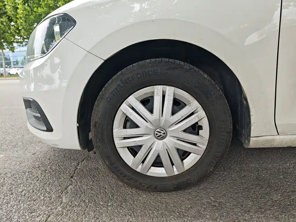 Volkswagen Santana — миниатюра 23