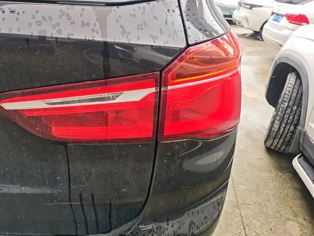 BMW X1 — миниатюра 8