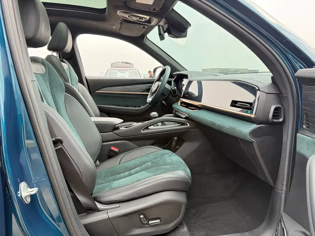 Geely Xingyue L — миниатюра 13