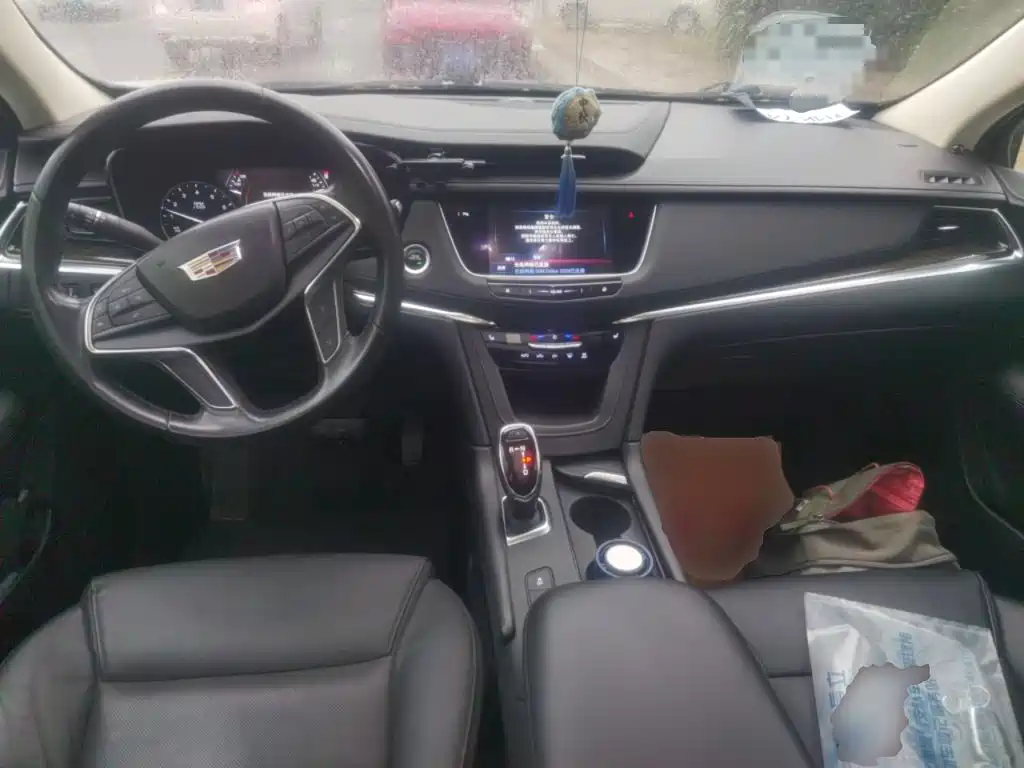 Cadillac XT5 — миниатюра 10