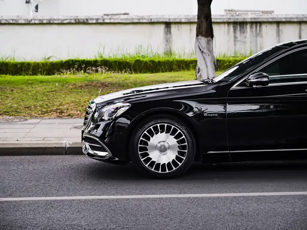 Mercedes-Benz Maybach S-Class S 560 4MATIC, фото 26