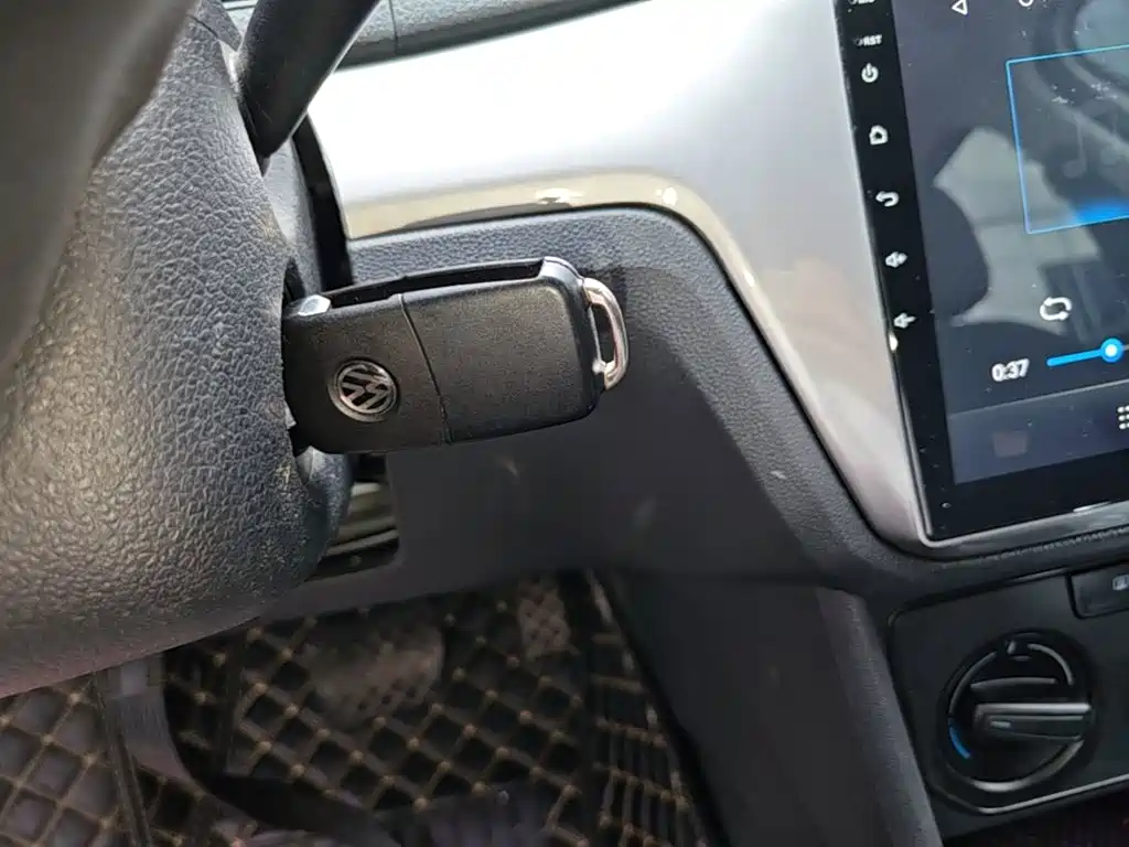 Volkswagen Lavida — миниатюра 17