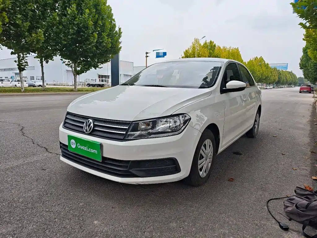 Volkswagen Santana — миниатюра 2