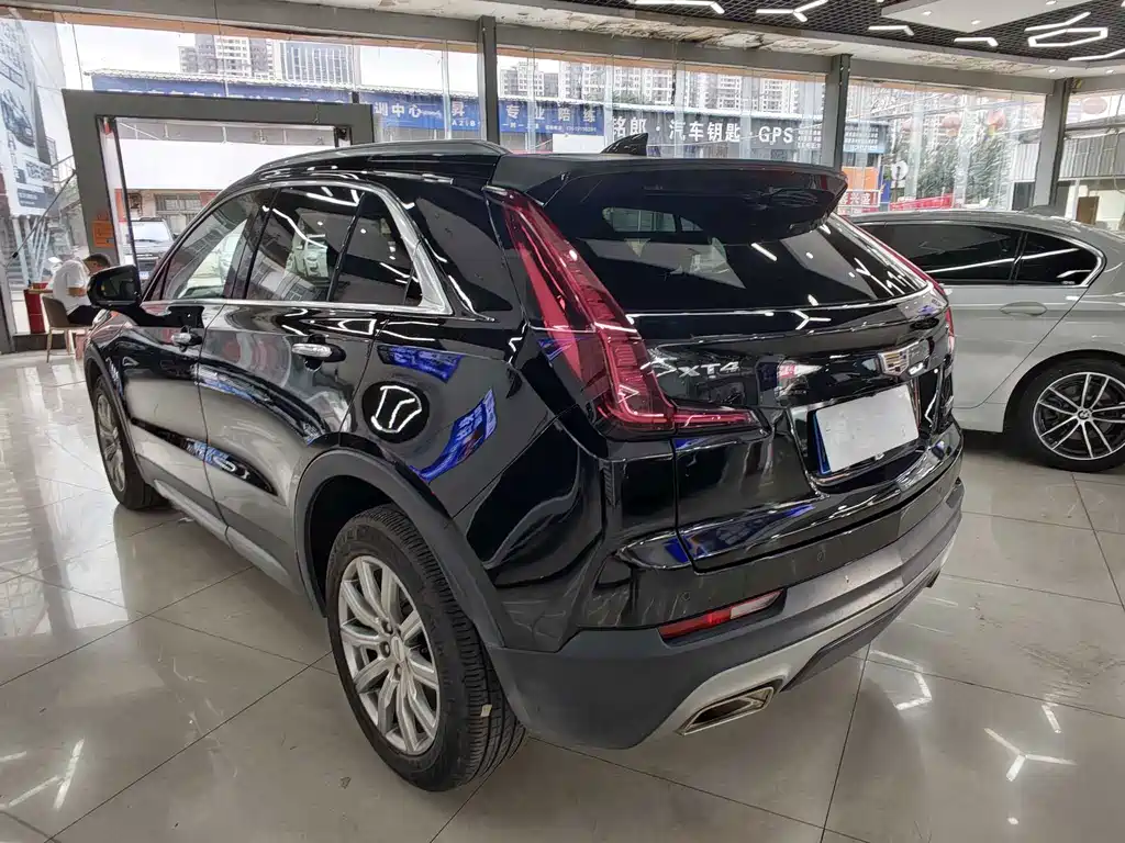 Cadillac XT4 — миниатюра 13