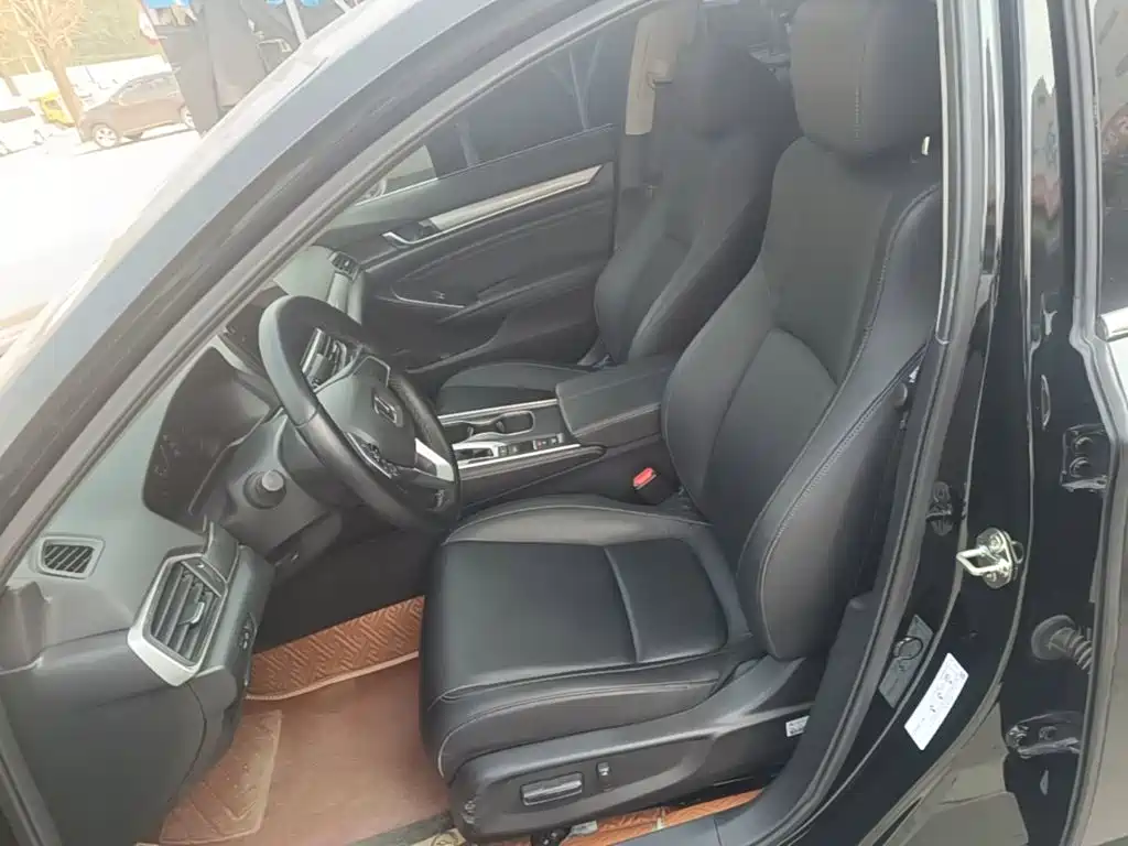 Honda Accord — миниатюра 15