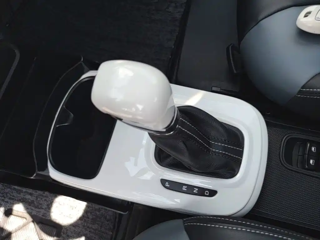Roewe Clever — миниатюра 14