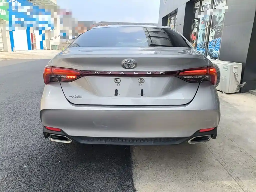 Toyota Avalon — миниатюра 6