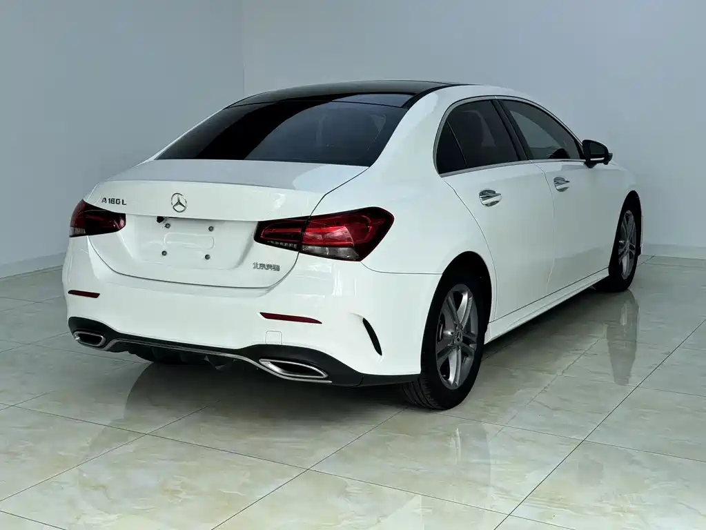 Mercedes-Benz A-Class — миниатюра 9