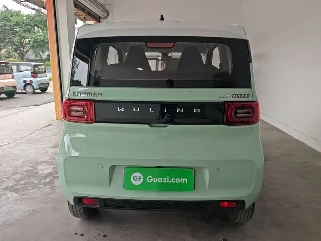 Wuling MINIEV — миниатюра 6