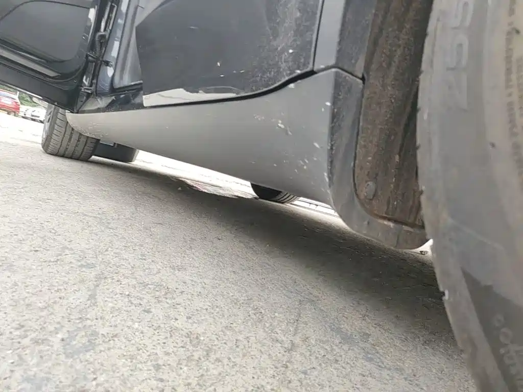 Tesla Model Y — миниатюра 22