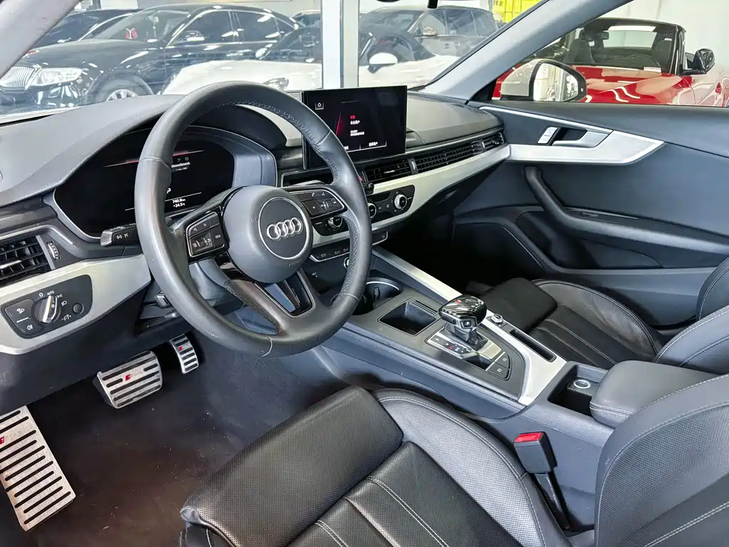 Audi A4L 2023 40 TFSI Fashion