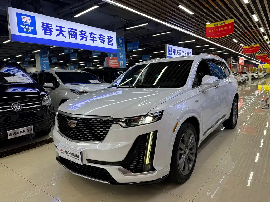Cadillac XT6