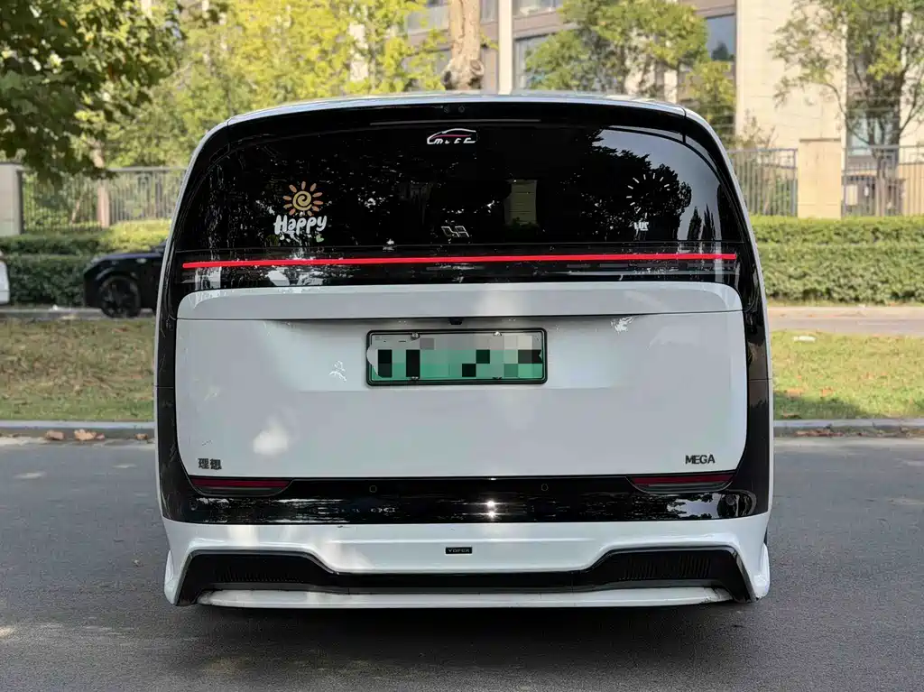 Li Auto Li MEGA — миниатюра 4