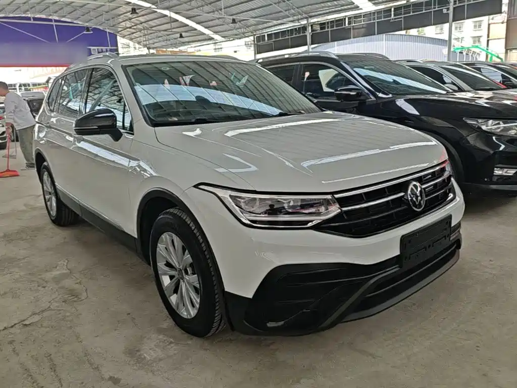 Volkswagen Tiguan L — миниатюра 4