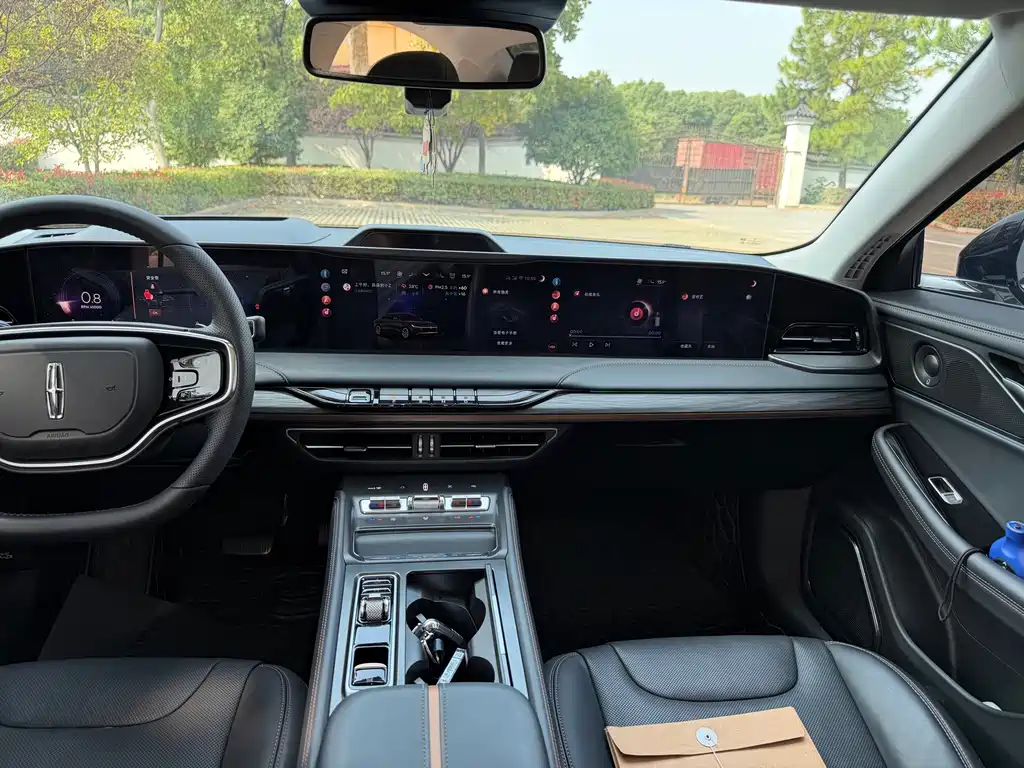 Lincoln Z — миниатюра 23