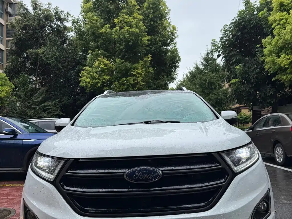 Ford Edge — миниатюра 2