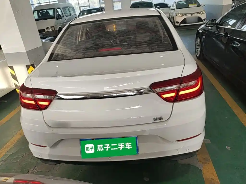 Geely Vision — миниатюра 6