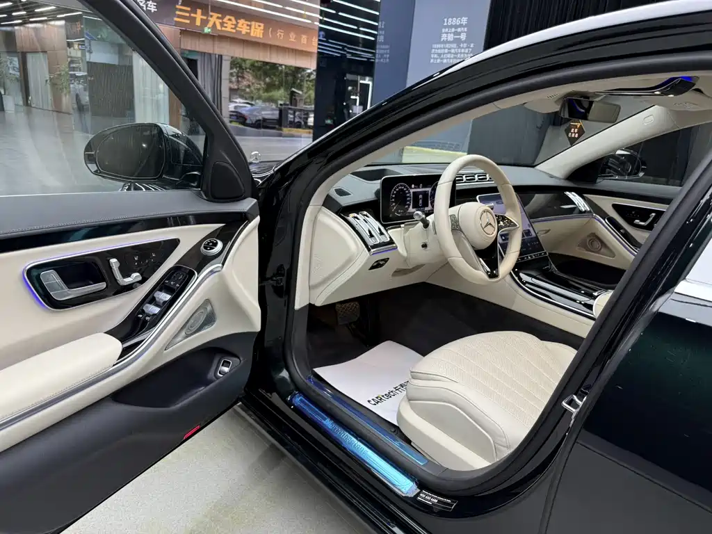 Mercedes-Benz S-Class — миниатюра 12