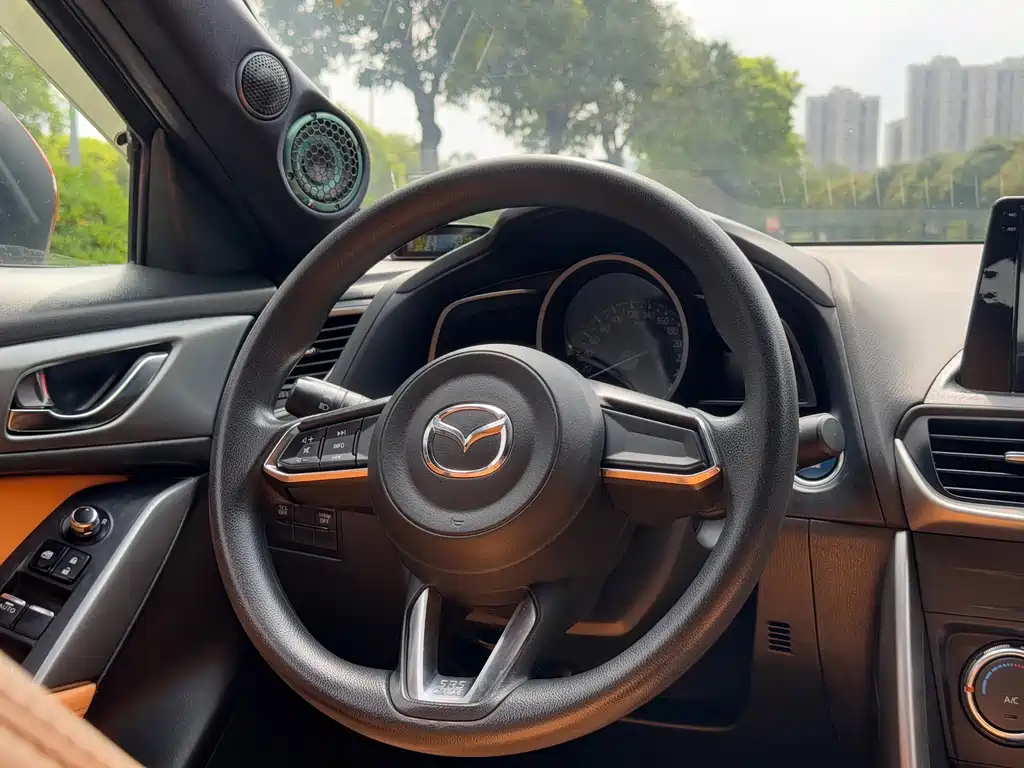 Mazda CX-4 — миниатюра 10