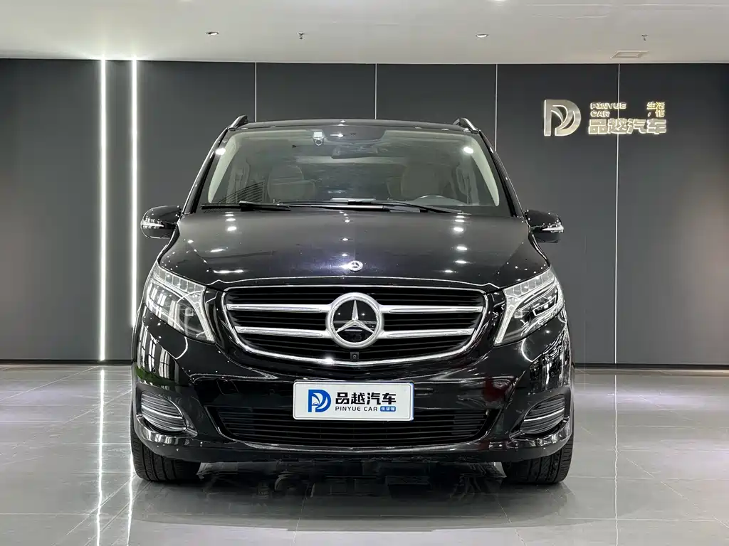 Mercedes-Benz V-Class V 2018 V 260 L Luxury Long Wheelbase VI