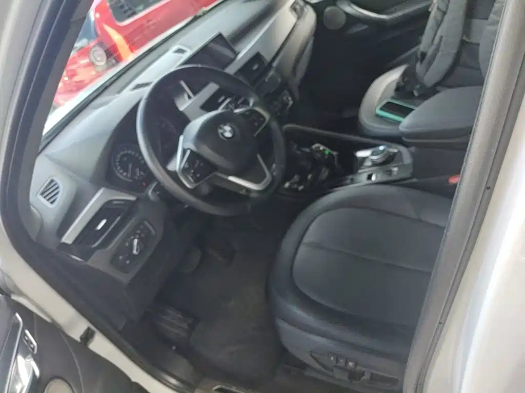 BMW X1 — миниатюра 15