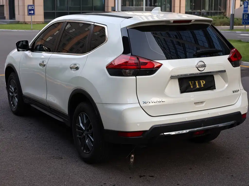 Nissan X-Trail — миниатюра 6