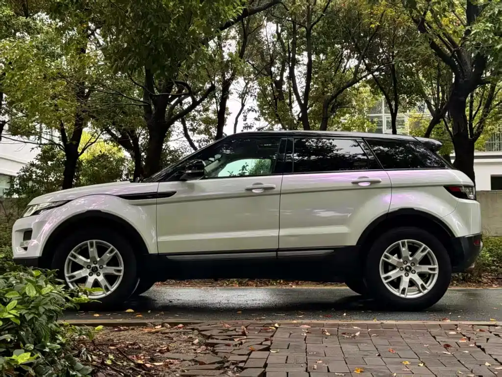 Land Rover Evoque (Import) — миниатюра 7
