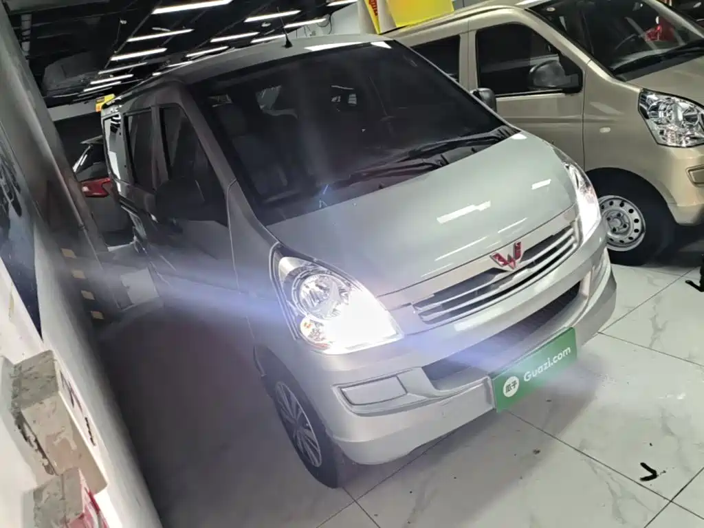 Wuling Rongguang S — миниатюра 4