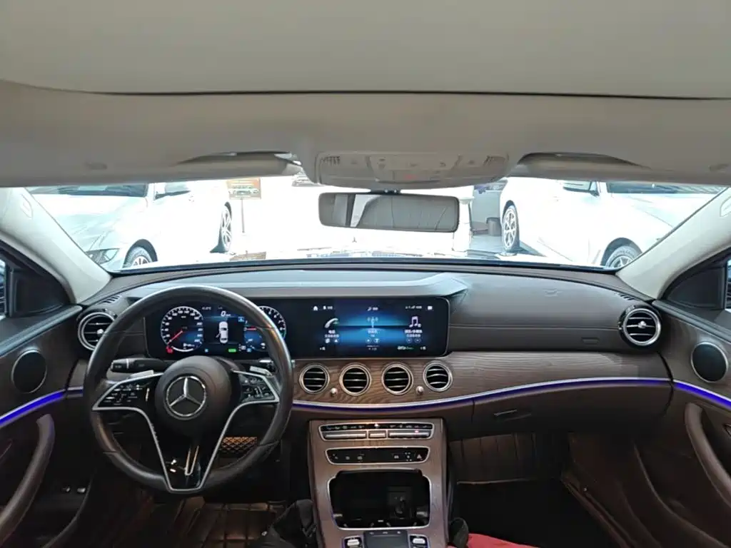Mercedes-Benz E-Class New Energy — миниатюра 10