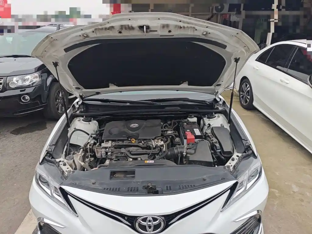 Toyota Camry — миниатюра 20
